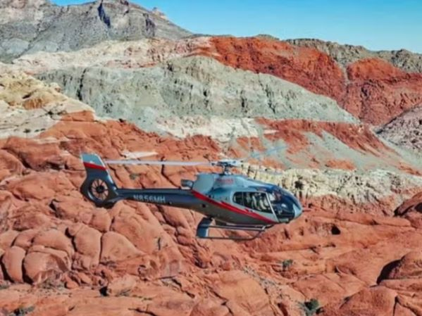 Excursión-al-Red-Rock-Canyon-en-helicóptero-en-04-16-2026_04_00_PM