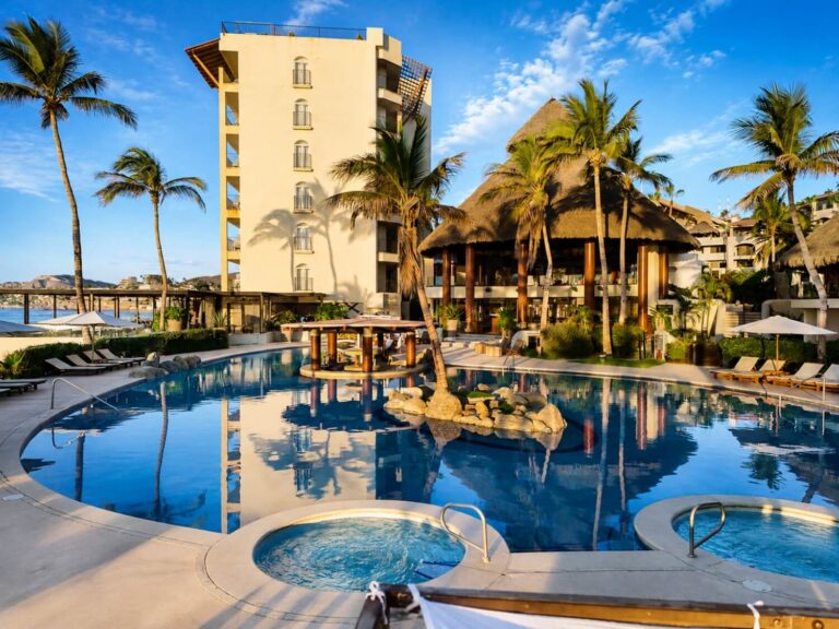 Vive una experiencia frente al Mar de Cortés en Krystal Grand® Los Cabos